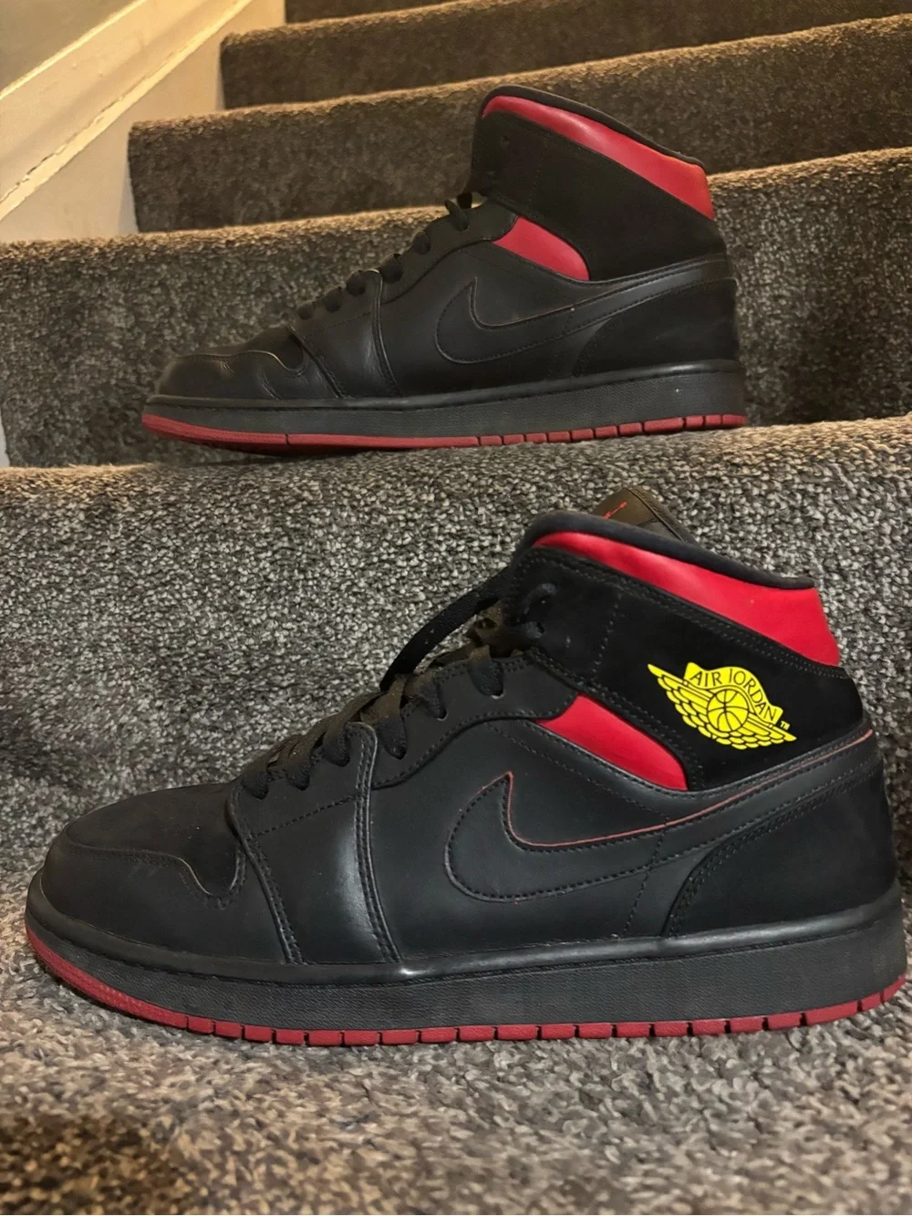 Air Jordan 1 Mid Last Shot size 12  excellent condition